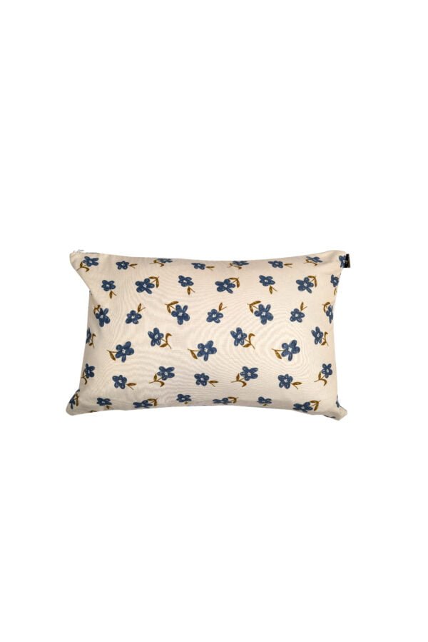 Breezy Spring Pillow 4